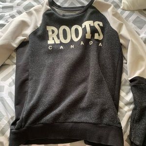 Roots sweatshirt